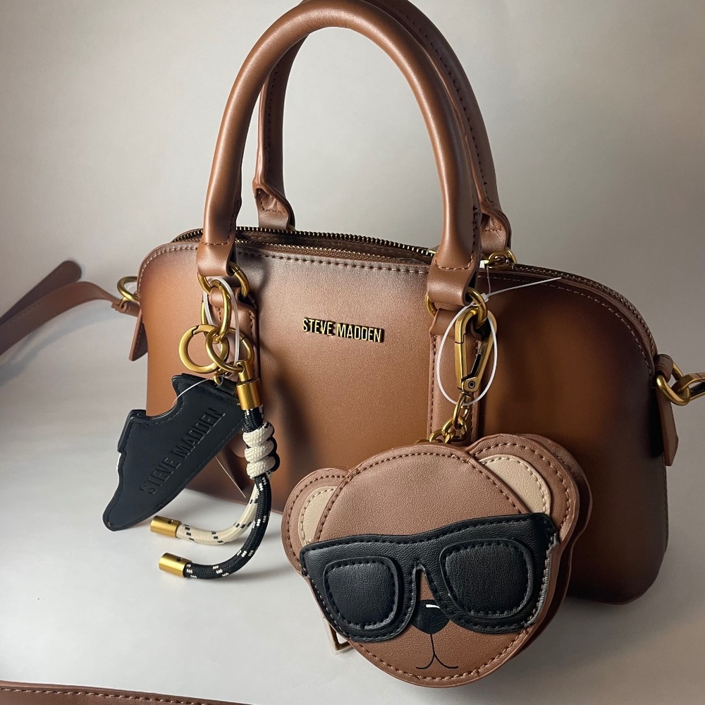 Steve Madden Bthorne Nutshell Crossbody Bag with Charms New with Tags (NWT)